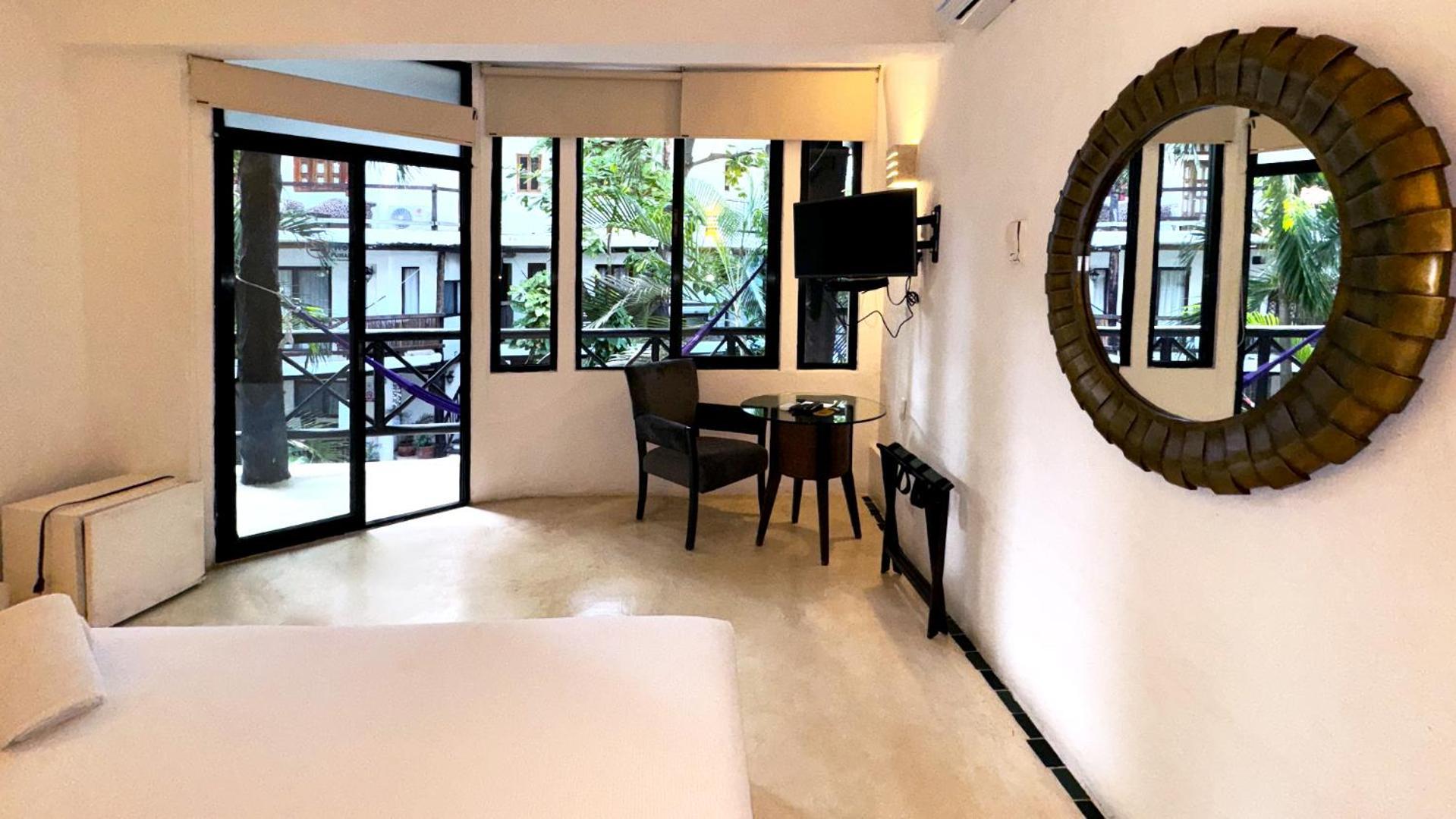 Siesta Fiesta Hotel Adults Only - 5Th Avenue بلايا ديل كارمن المظهر الخارجي الصورة