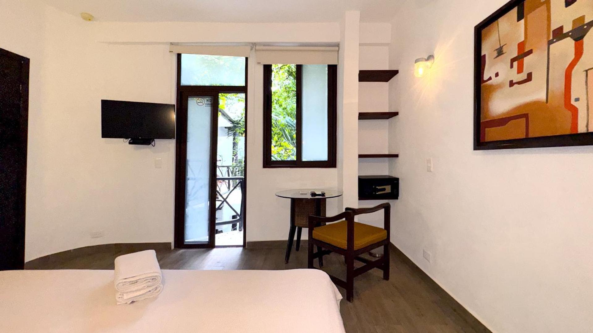 Siesta Fiesta Hotel Adults Only - 5Th Avenue بلايا ديل كارمن المظهر الخارجي الصورة