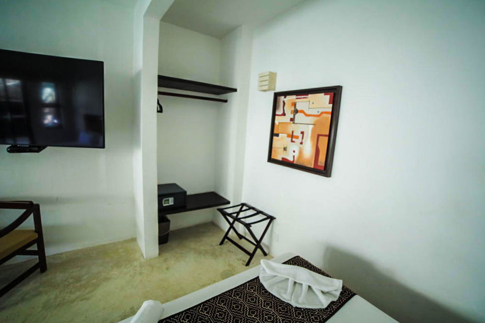 Siesta Fiesta Hotel Adults Only - 5Th Avenue بلايا ديل كارمن المظهر الخارجي الصورة